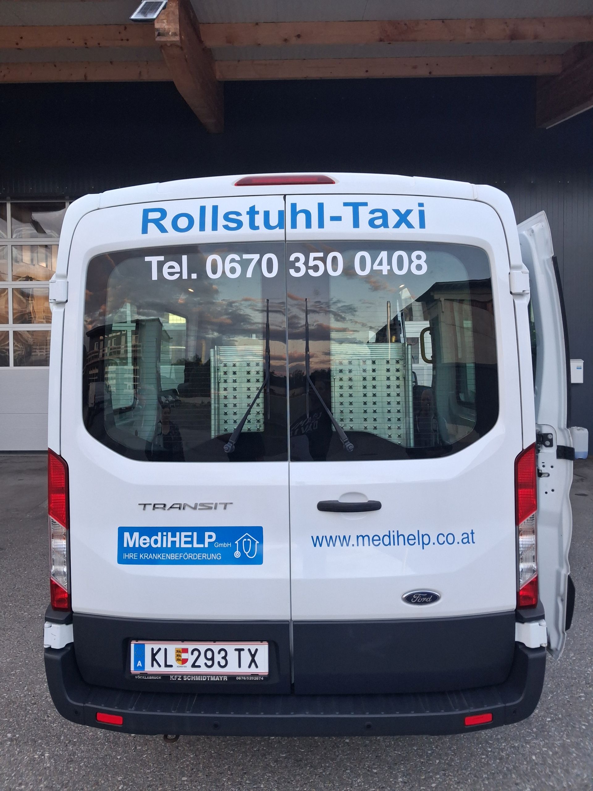 Zweites Rollstuhlfahrzeug von mediHELP